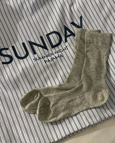See-through ribbed socks