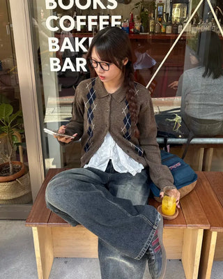 Back flap pocket, whiskered wash jeans