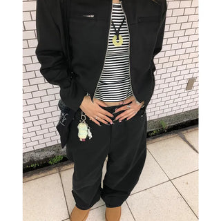 Pointed wide black denim pants