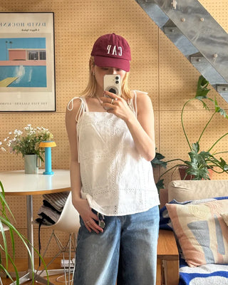 Punching block flower stitch camisole