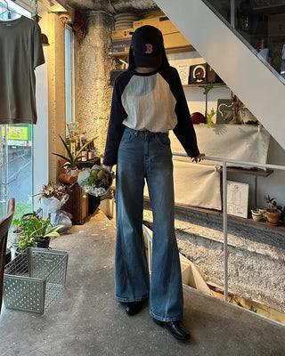 Raglan long-sleeved T-shirt