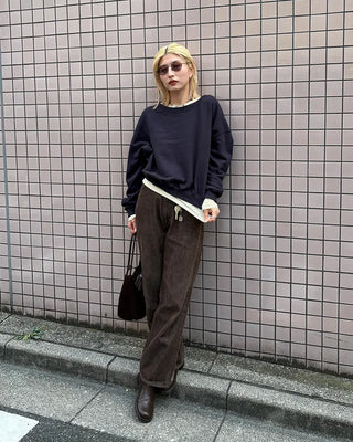 One-shoulder oversized sweatshirt