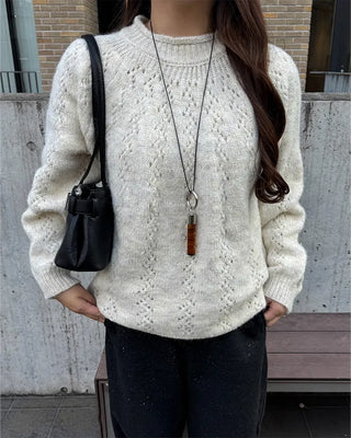 Simple round neck point knit