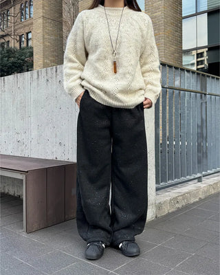 Simple round neck point knit