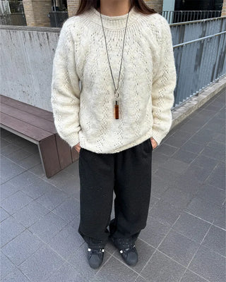 Simple round neck point knit