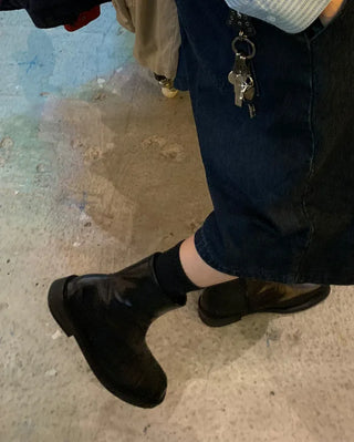Square-line boots