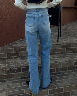 Semi-wide long denim pants
