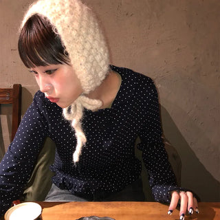 Knitted earmuffs