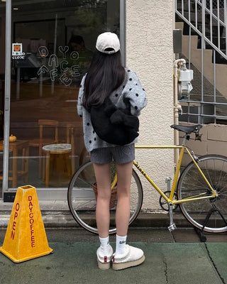 Polka Dot Round Knit