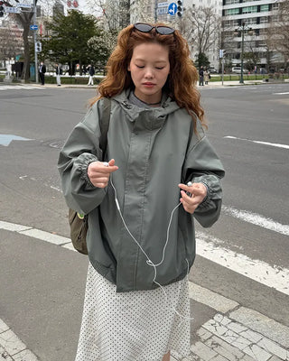 Hooded windbreaker