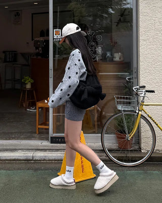 Boucle Ribbon Shoulder Bag