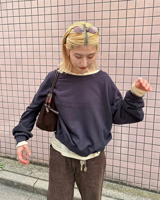 Wool sheer slit long-sleeved T-shirt