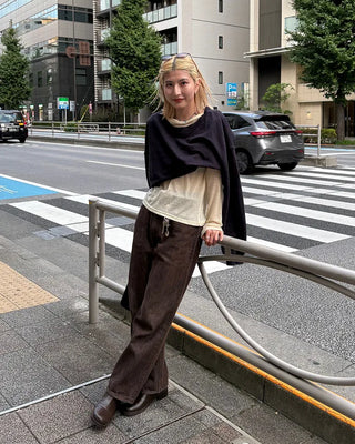 Wool sheer slit long-sleeved T-shirt