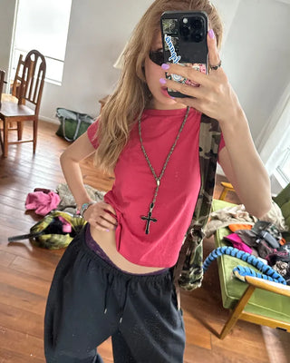 Short-sleeved semi-cropped color T-shirt