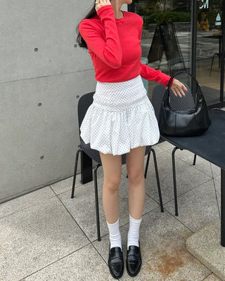 Round perforated long-sleeved T-shirt