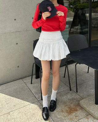 Round perforated long-sleeved T-shirt