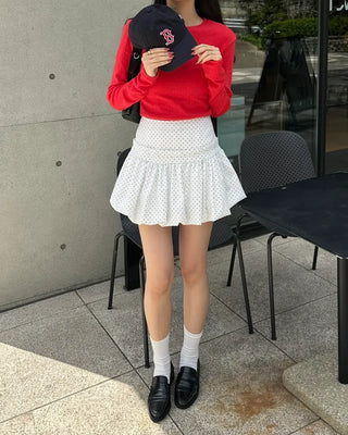 Round perforated long-sleeved T-shirt