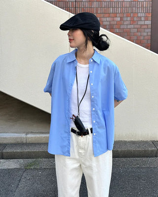 Simple short-sleeved shirt