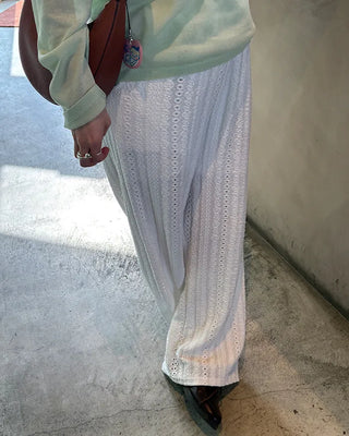 Punching lace stripe easy pants