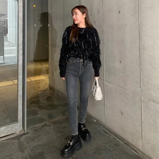Double-button skinny pants