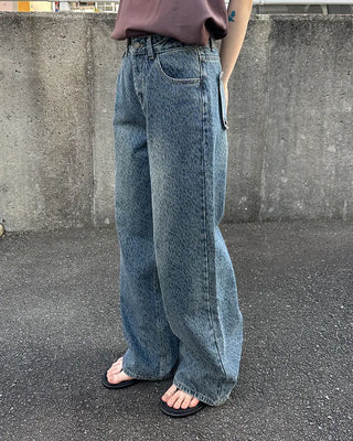 Leopard print denim pants
