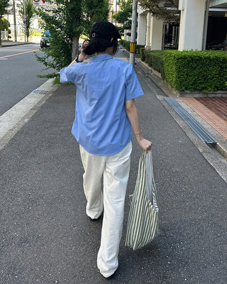 Simple short-sleeved shirt