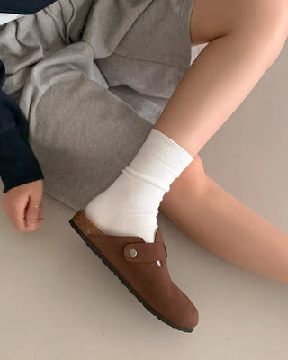 Couple mule sandals