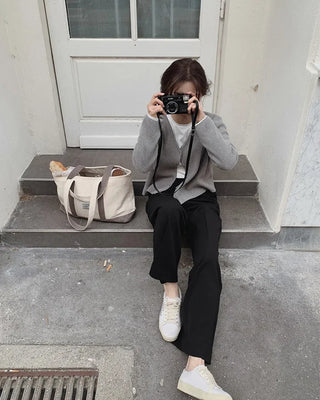 Stress-free! Comfortable wide-leg fleece-lined slacks that feel like training wear.