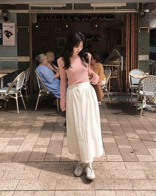 Two-button flared skirt