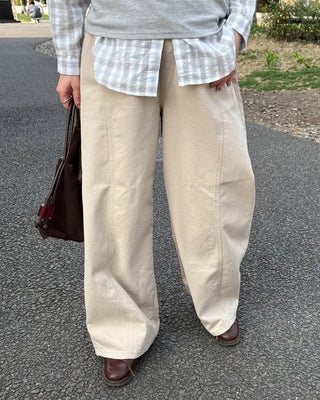 Curved center seam cotton pants