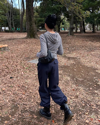 Knee-center seam cotton cargo pants