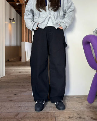 Wide cargo pants
