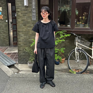 Neckline shirred blouse