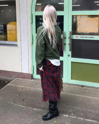 Elastic waist checkered long skirt