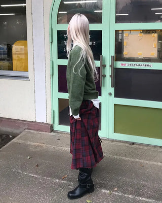 Elastic waist checkered long skirt