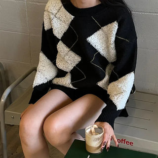 Blackton Argyle Round Knit
