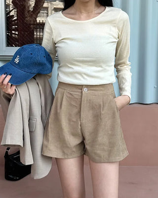 Round simple long-sleeved T-shirt