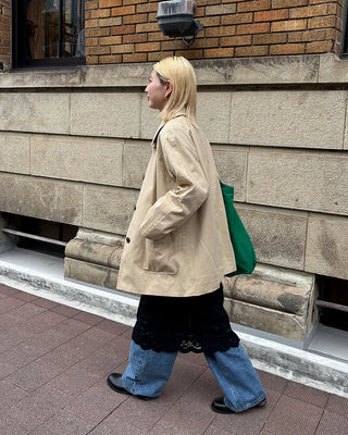 Square pocket single half trench coat