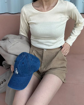 Round simple long-sleeved T-shirt
