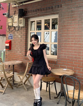 [Includes inner shorts] Frill tiered skirt