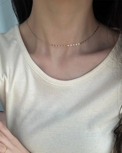 Simple daily chain necklace