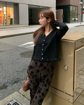 Flower Pattern Slim Fit Knit Bootcut Pants