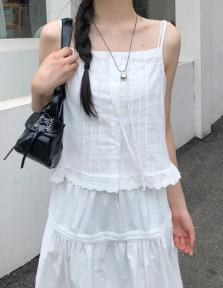 Ribbon sleeveless blouse