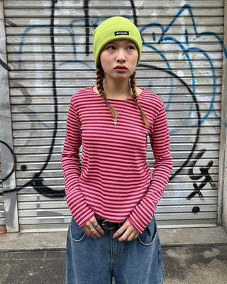 Oblong neck round hem border ribbed long T-shirt