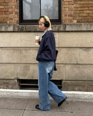 Low-waisted wide-leg denim pants