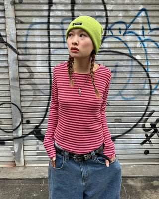 Oblong neck round hem border ribbed long T-shirt