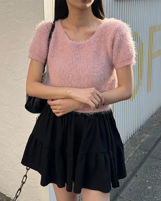 Round short-sleeved knit