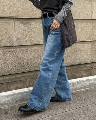 Low-waisted wide-leg denim pants