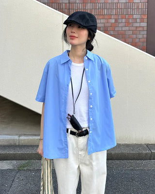 Simple short-sleeved shirt