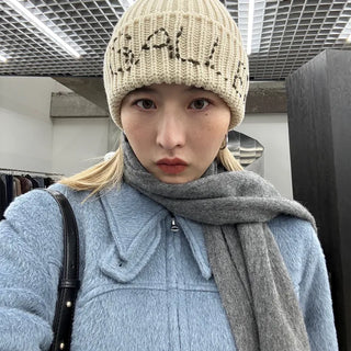 Plain wool scarf